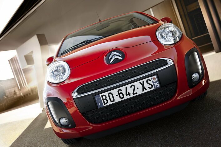 Фото Citroen C1 3-дверный хэтчбек, модельный ряд 2012 г