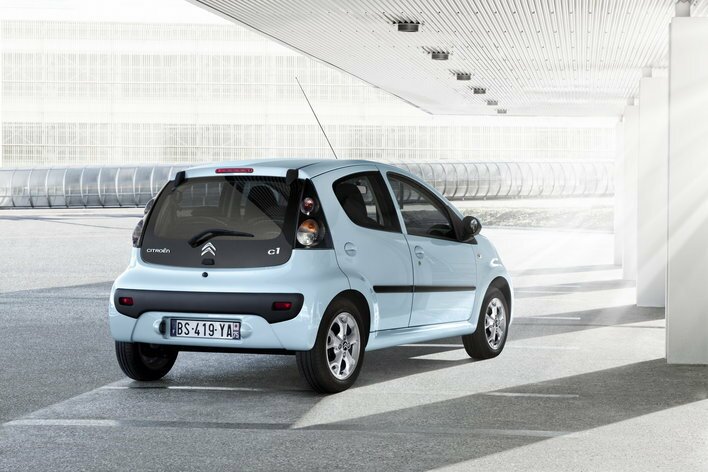 Фото Citroen C1 5-дверный хэтчбек, модельный ряд 2012 г