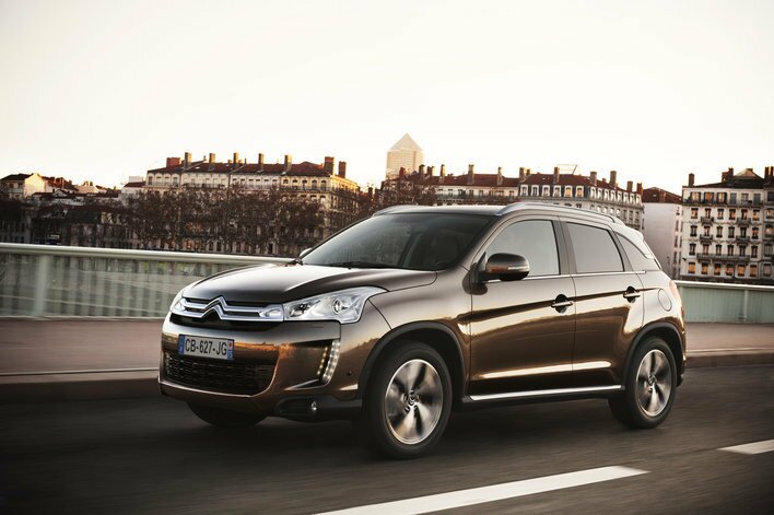 Фото Citroen C4 Aircross 5-дверный кроссовер, модельный ряд 2012 г