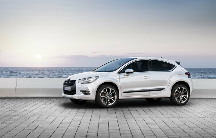 Фото Citroen DS4 5-дверный хэтчбек, модельный ряд 2010 г