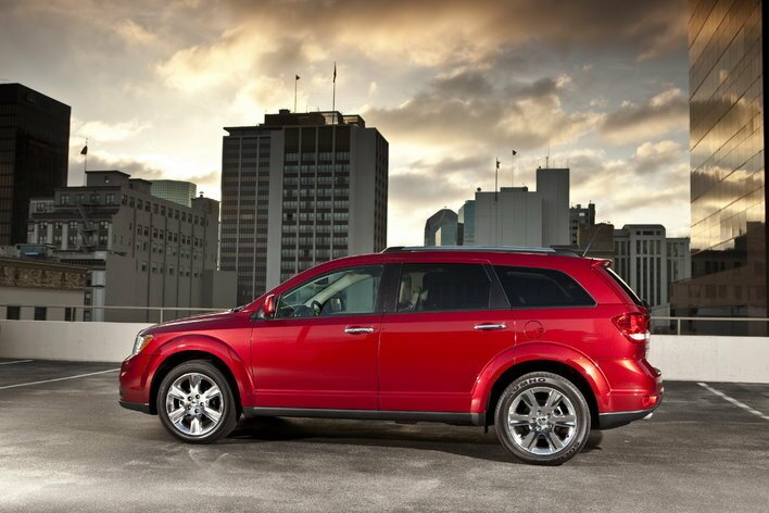 Фото Dodge Journey минивэн, модельный ряд 2012 г