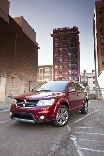 Фото Dodge Journey минивэн, модельный ряд 2012 г