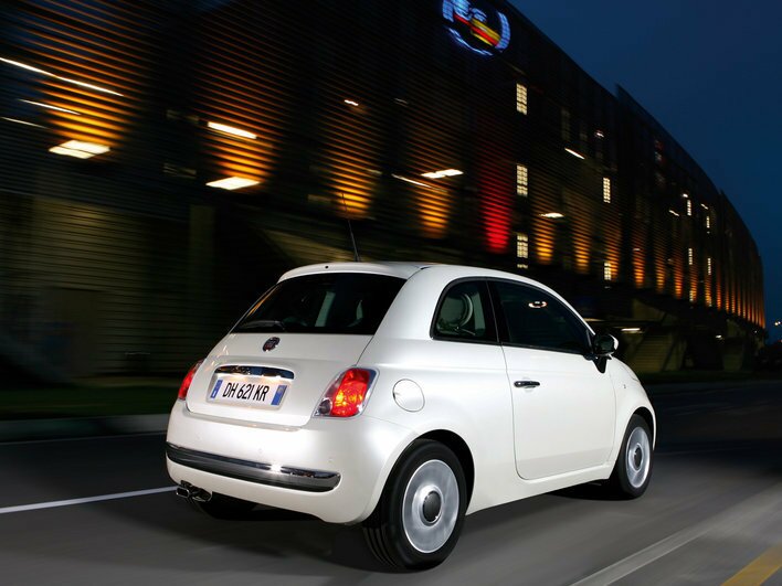 Фото FIAT 500 3-дверный хэтчбек, модельный ряд 2008 г