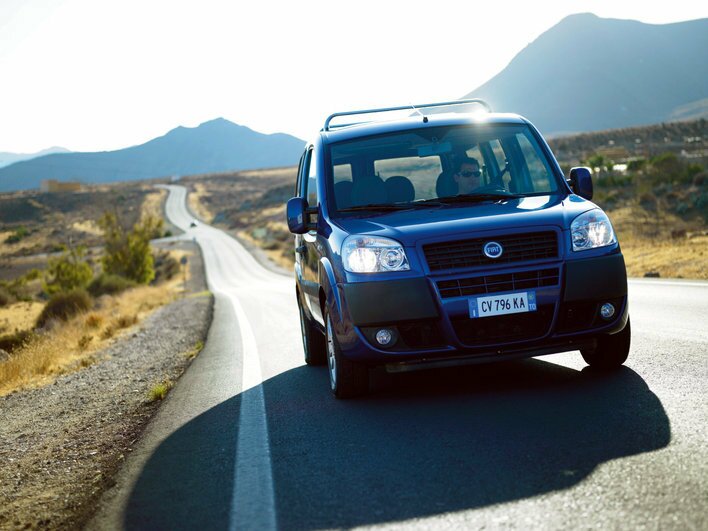 Фото FIAT Doblo Panorama минивэн, модельный ряд 2005 г