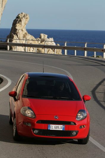 Фото FIAT Punto 3-дверный хэтчбек, модельный ряд 2012 г