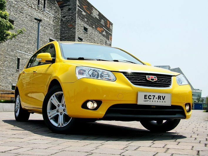 Фото Geely Emgrand 5-дверный хэтчбек, модельный ряд 2010 г