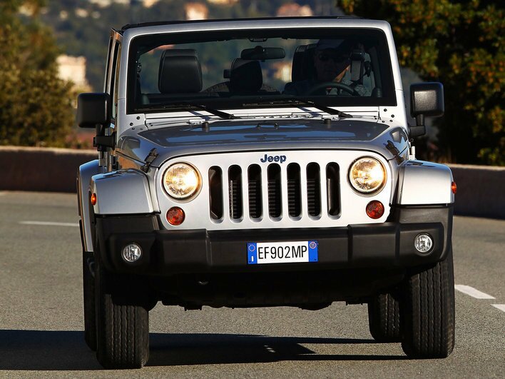 Фото Jeep Wrangler Unlimited 5-дверный внедорожник, модельный ряд 2011 г