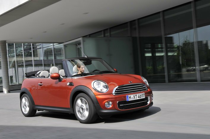 Фото MINI Cooper Cabrio кабриолет, модельный ряд 2010 г