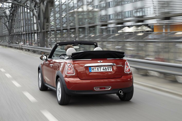 Фото MINI Cooper Cabrio кабриолет, модельный ряд 2010 г