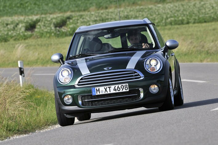 Фото MINI Cooper Clubman универсал, модельный ряд 2010 г