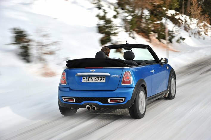 Фото MINI Cooper S Cabrio кабриолет, модельный ряд 2010 г