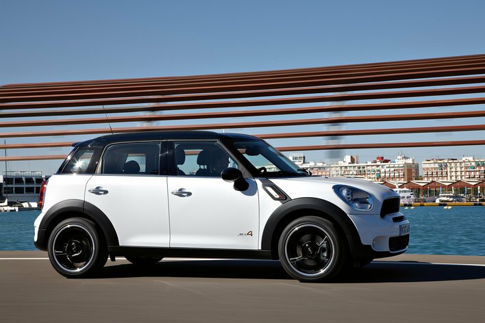 Фото MINI Cooper S Countryman 5-дверный кроссовер, модельный ряд 2010 г