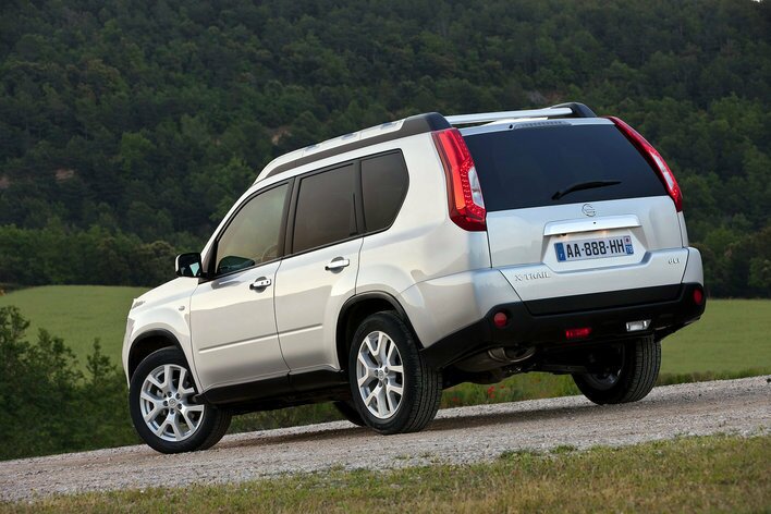 Фото Nissan X-Trail 5-дверный кроссовер, модельный ряд 2011 г