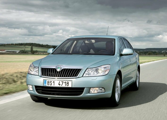 Фото Skoda Octavia 5-дверный хэтчбек, модельный ряд 2009 г