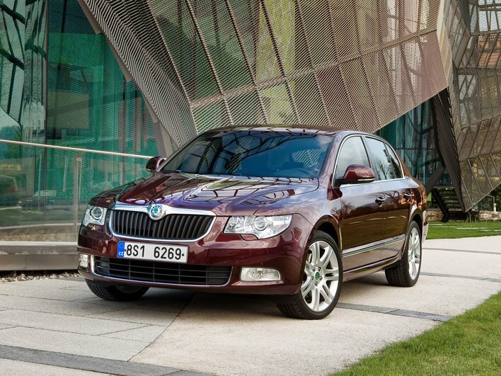 Фото Skoda Superb 5-дверный хэтчбек, модельный ряд 2008 г