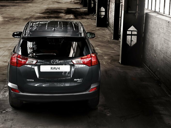 Фото Toyota RAV4 5-дверный кроссовер, модельный ряд 2013 г