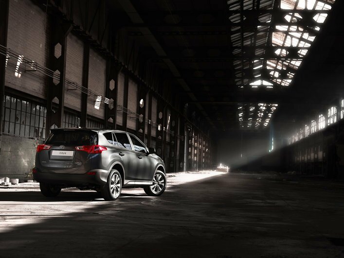 Фото Toyota RAV4 5-дверный кроссовер, модельный ряд 2013 г