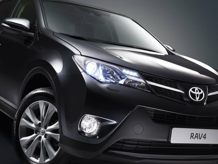 Фото Toyota RAV4 5-дверный кроссовер, модельный ряд 2013 г