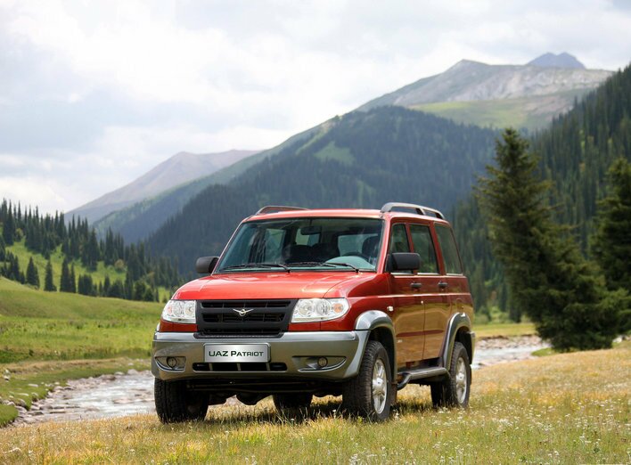 Фото UAZ Patriot 5-дверный внедорожник, модельный ряд 2012 г