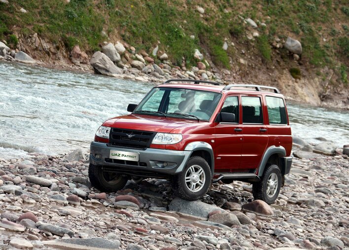 Фото UAZ Patriot 5-дверный внедорожник, модельный ряд 2012 г