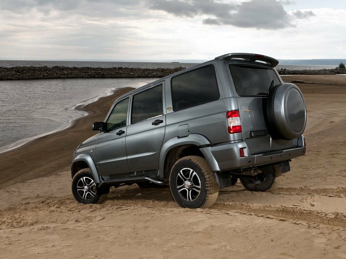 Фото UAZ Patriot 5-дверный внедорожник, модельный ряд 2012 г