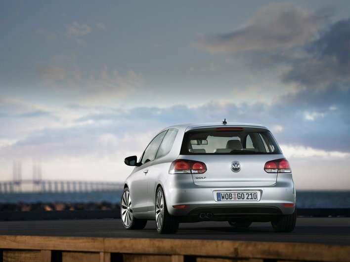 Фото Volkswagen Golf 3-дверный хэтчбек, модельный ряд 2008 г