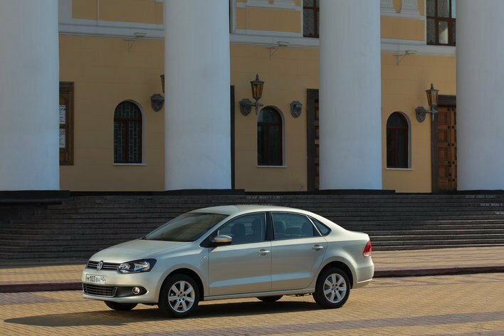 Фото Volkswagen Polo седан, модельный ряд 2010 г