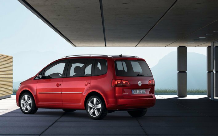 Фото Volkswagen Touran минивэн, модельный ряд 2010 г